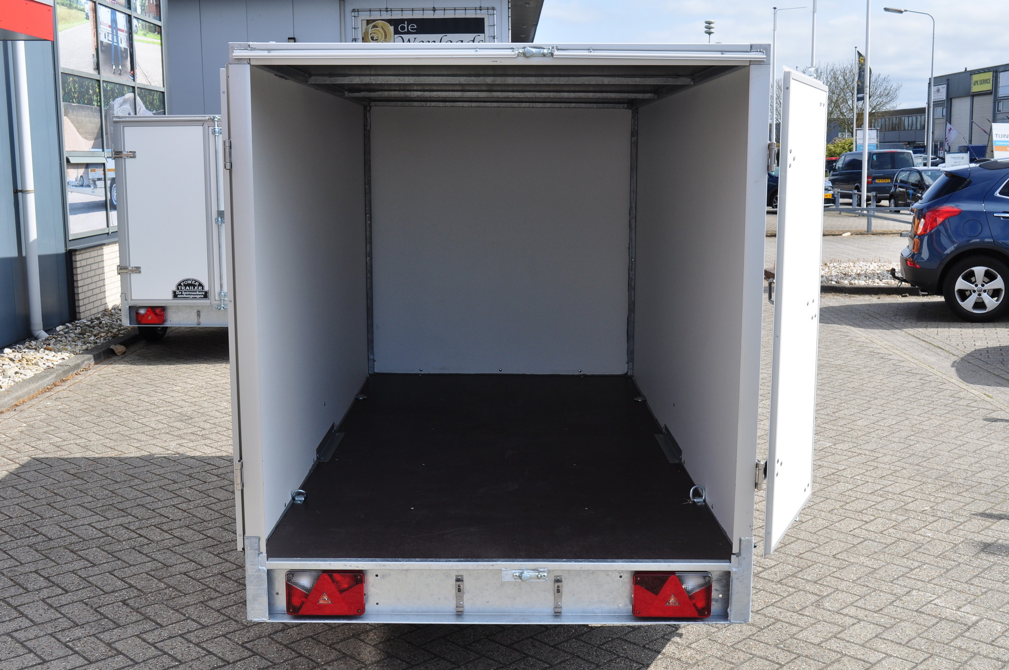 Powertrailer Power Serie 11 gesloten aanhangwagen - 300x150x150 cm - 750 kg bruto laadvermogen - ongeremd