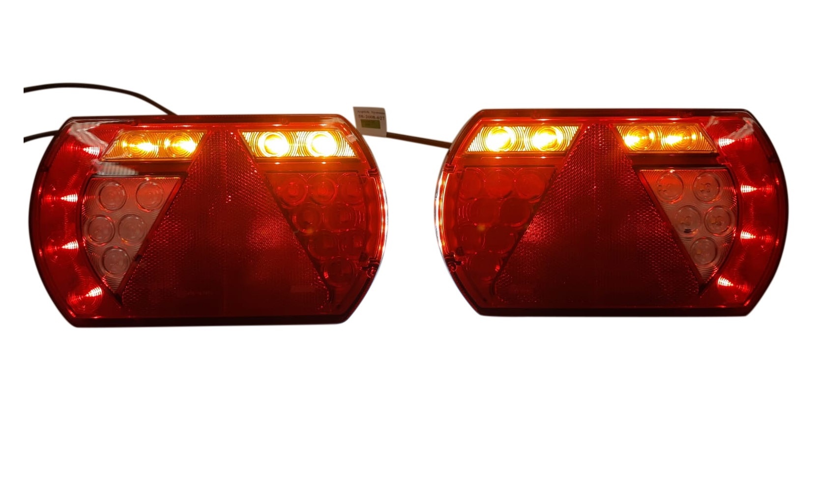 Achterlicht links met ingebouwde weerstand 236x140x52 mm - eenvoudig aan te sluiten met Aspöck 8 polige connectoren