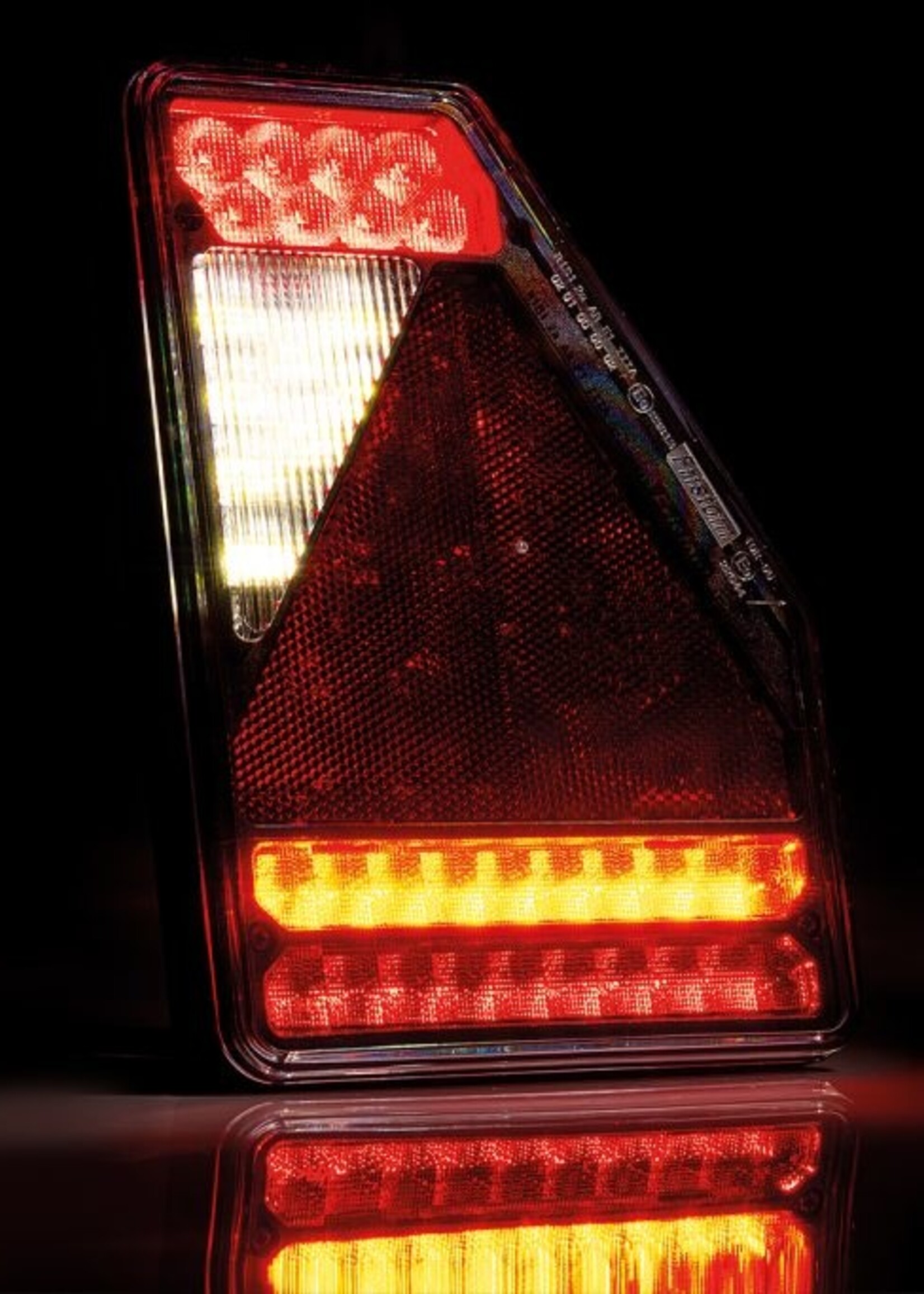 Fristom Fristom FT-277 links - inclusief mistlamp - LED - 211x146x49 mm