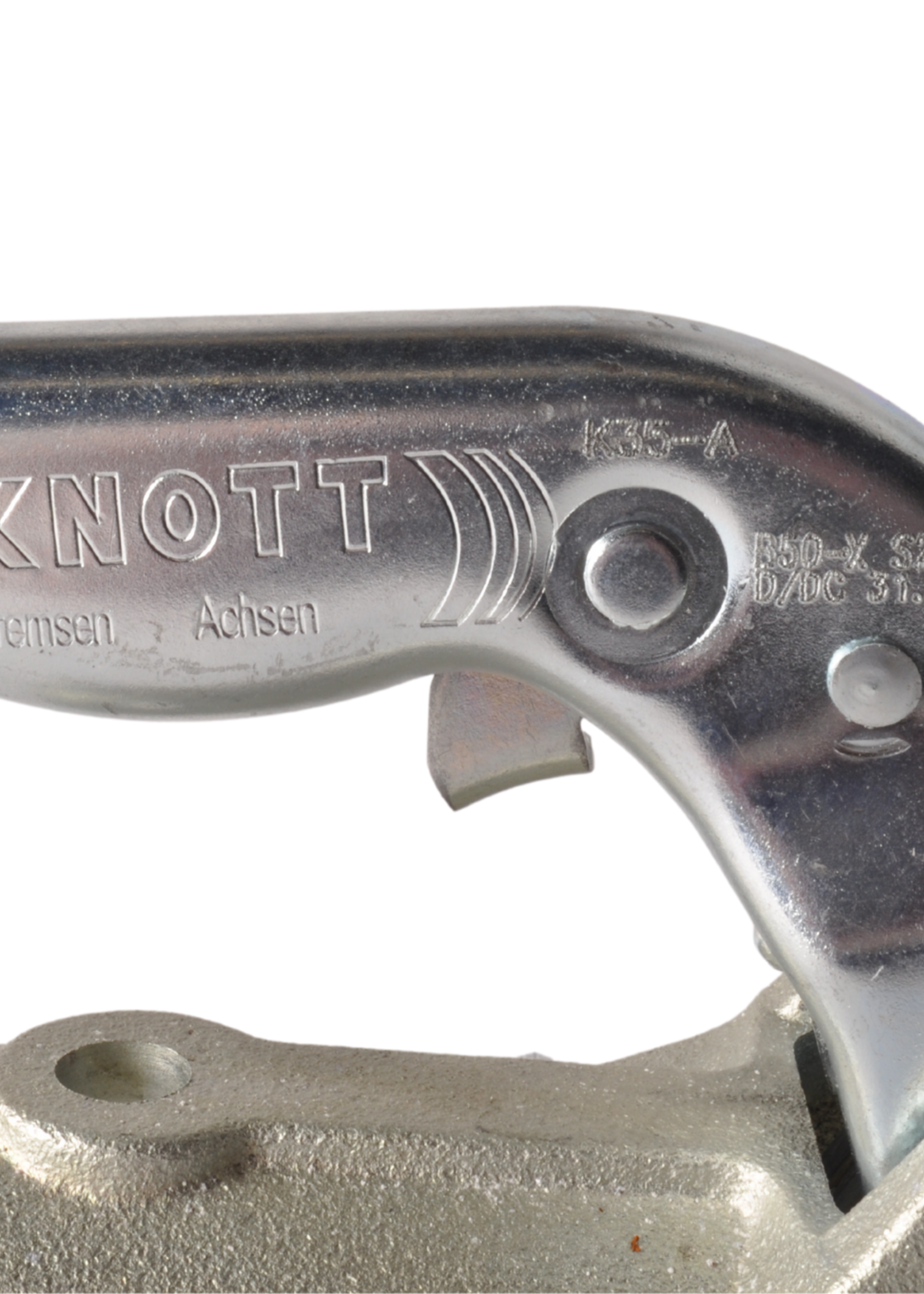 Knott Knott KF35B - rond 45/50 mm - 3500 kg - geremde koppeling