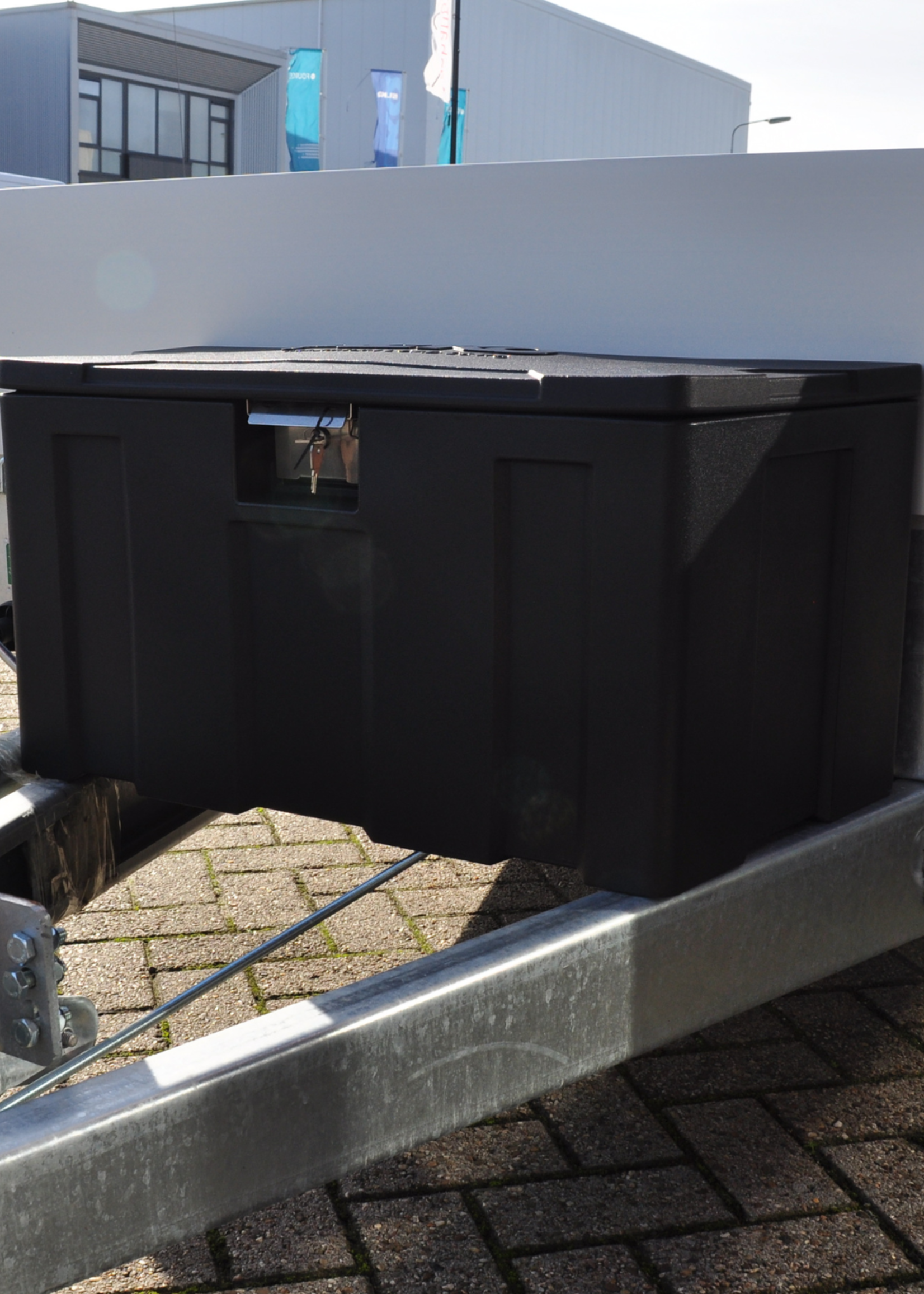 AL-KO AL-KO profi V-box bovenbouw disselkist/gereedschapkist/disselbak 766/639x360x375 mm