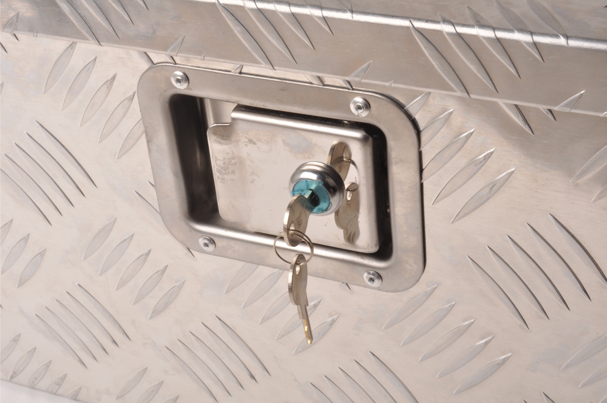 Traanplaat aluminium disselkist/gereedschapkist 760x330x245 mm - inclusief geïntegreerd cilinderslot