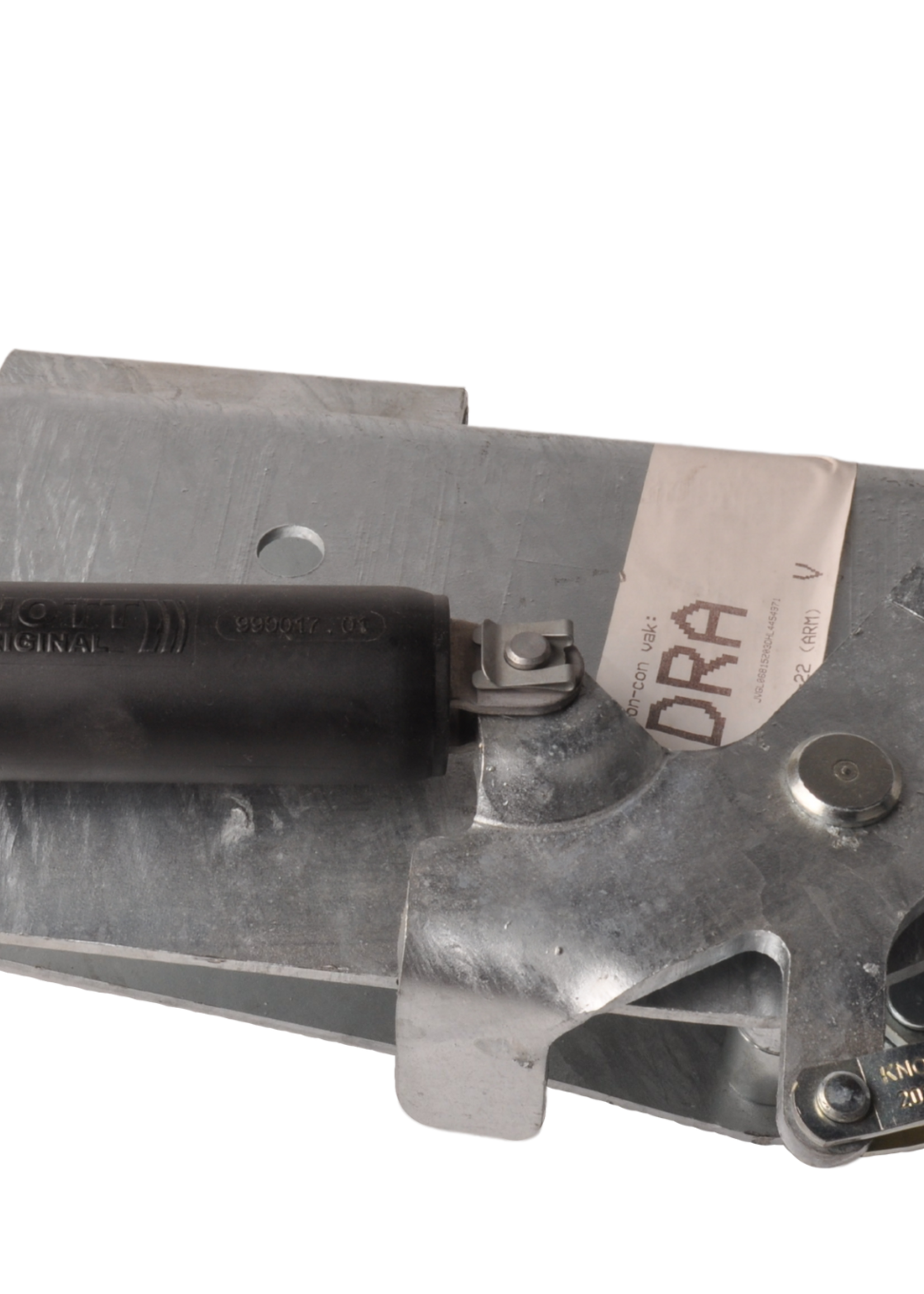 Knott Knott oplooprem aanhanger KRV20A - 2000 kg maximaal trekvermogen - koker aansluiting 100 mm - inclusief neuswielconsole