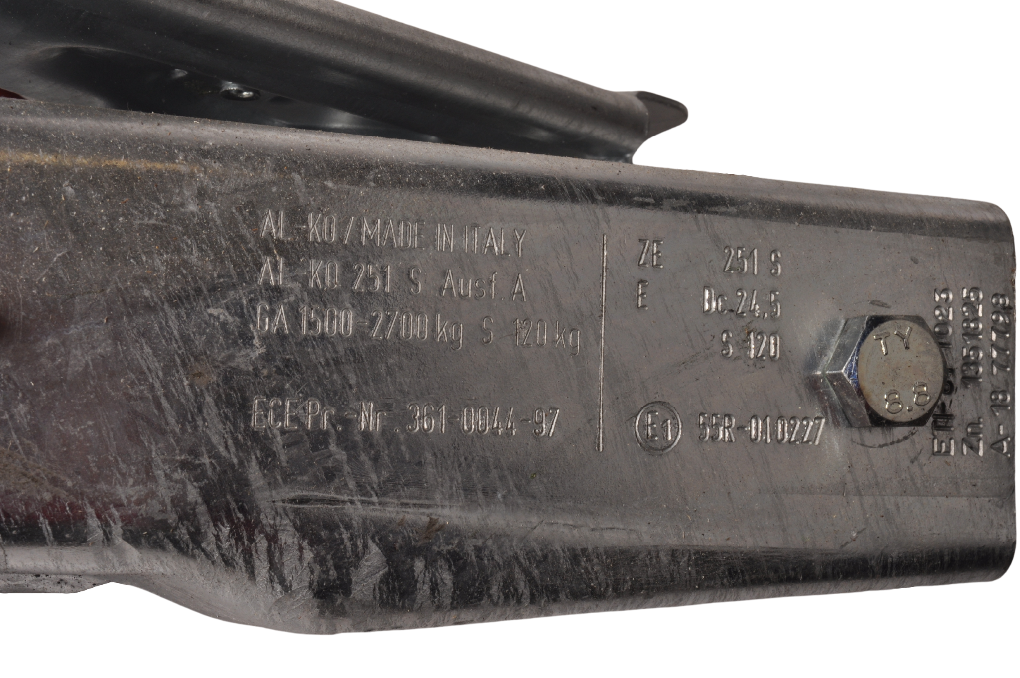 AL-KO oplooprem 251S - 2600 kg maximaal trekvermogen - V-dissel aansluiting - bovenbouw