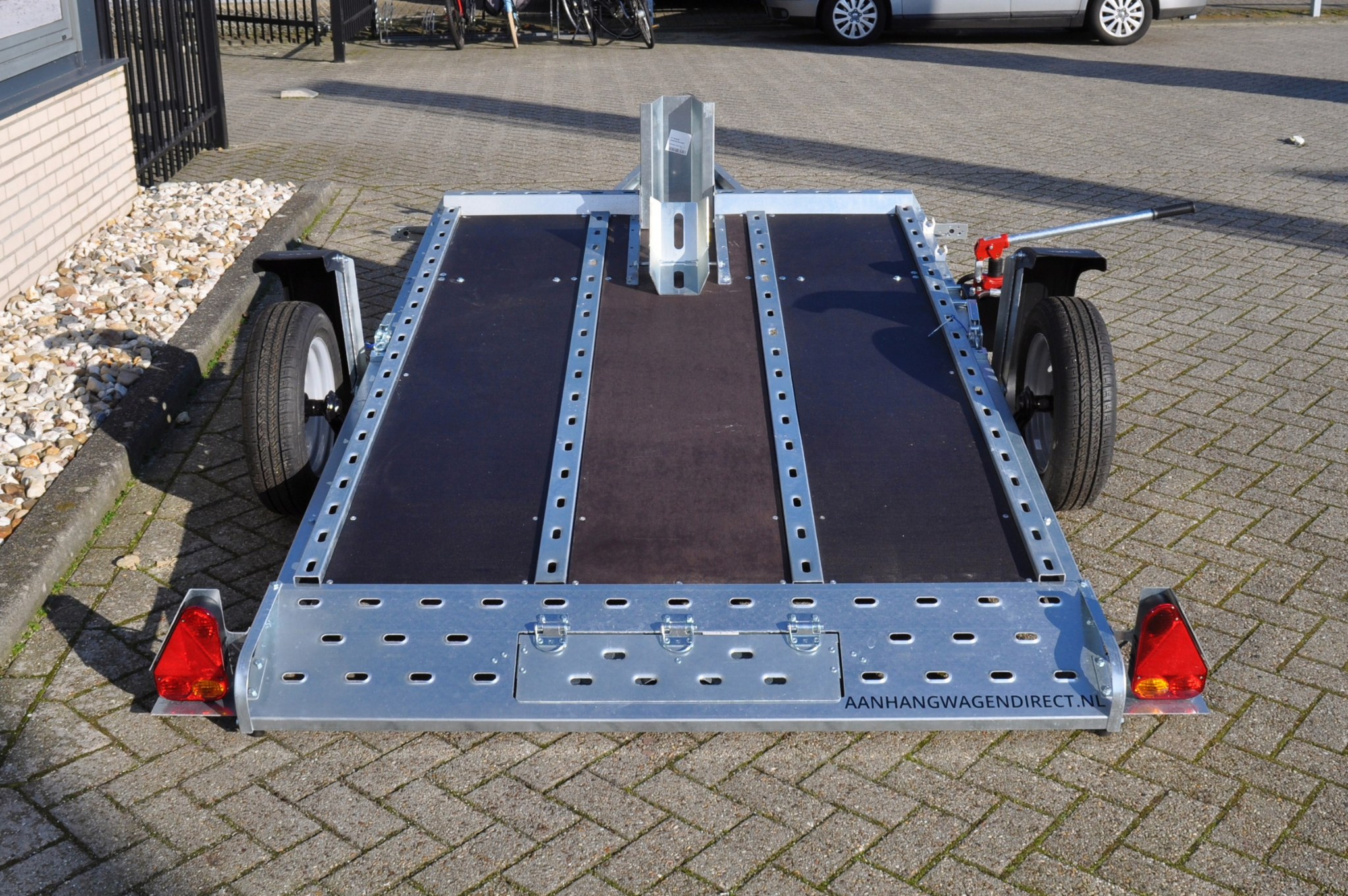 Zakbare motortrailer - 246x160 cm - 750 kg - ongeremd - motor/quad trailer - voorzien van handpomp