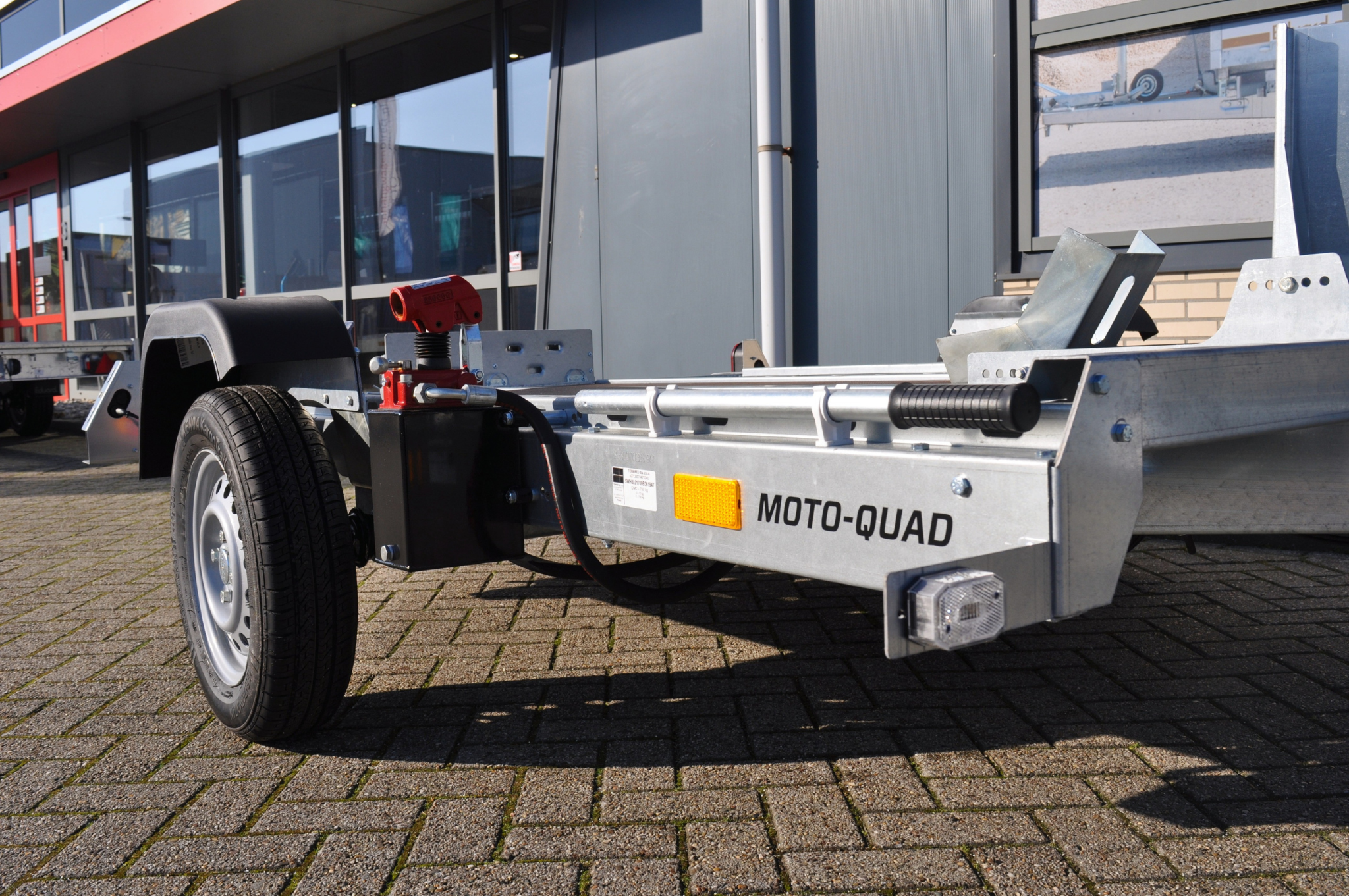 Zakbare motortrailer - 246x160 cm - 750 kg - ongeremd - motor/quad trailer - voorzien van handpomp