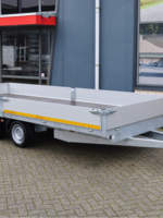 Eduard Geremde Eduard multitransporter - 506x200 cm - 3500 kg bruto laadvermogen - 63 cm laadvloerhoogte - 30 cm borden - inclusief oprijplaten