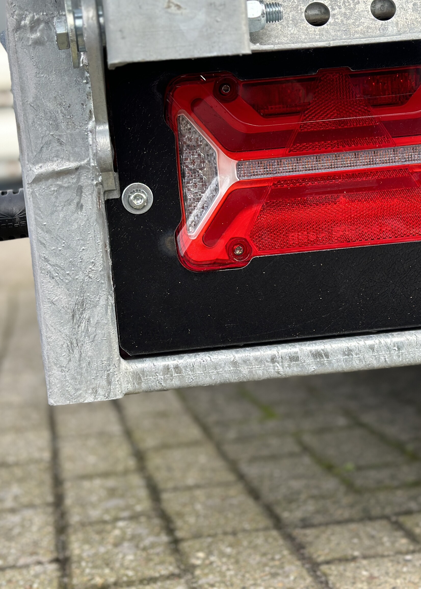 Brian James Brian James Cargo Connect machinetransporter - laadoppervlakte 450x215 cm - 3500 kg bruto laadvermogen - tridemasser