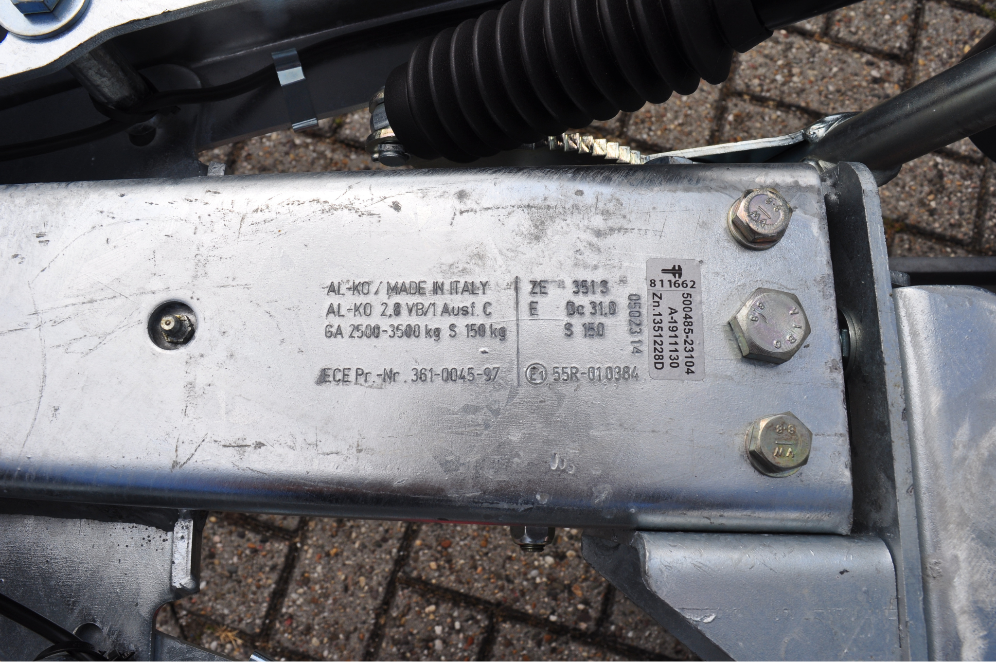 AL-KO oplooprem 2,8VB/1-C - 3500kg maximaal trekvermogen - koker 120 mm aansluiting