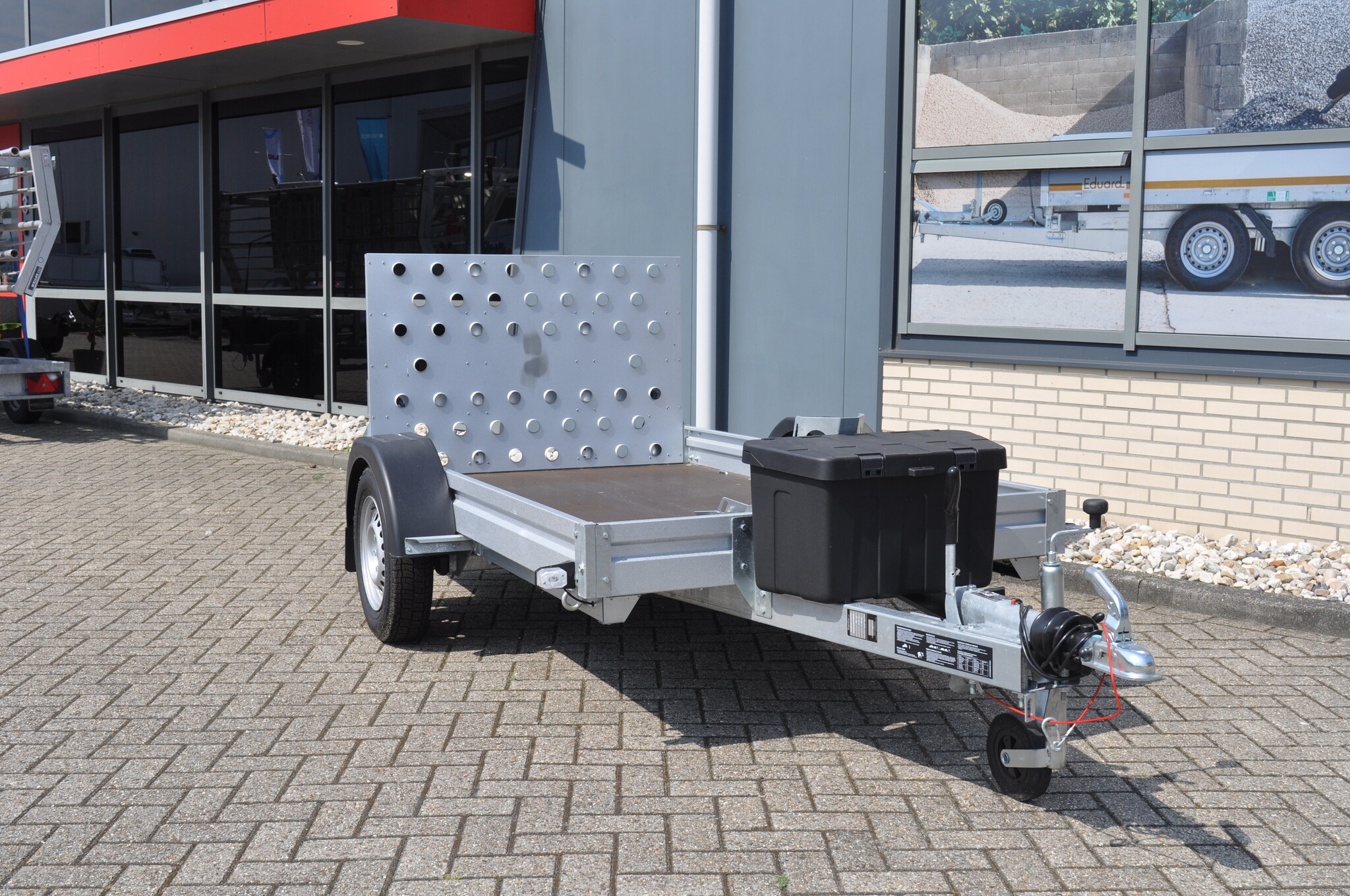 Novatecno Motortrailer Occasion - 244x133cm - 750 kg - geremd - incl. laadklep & disselkist