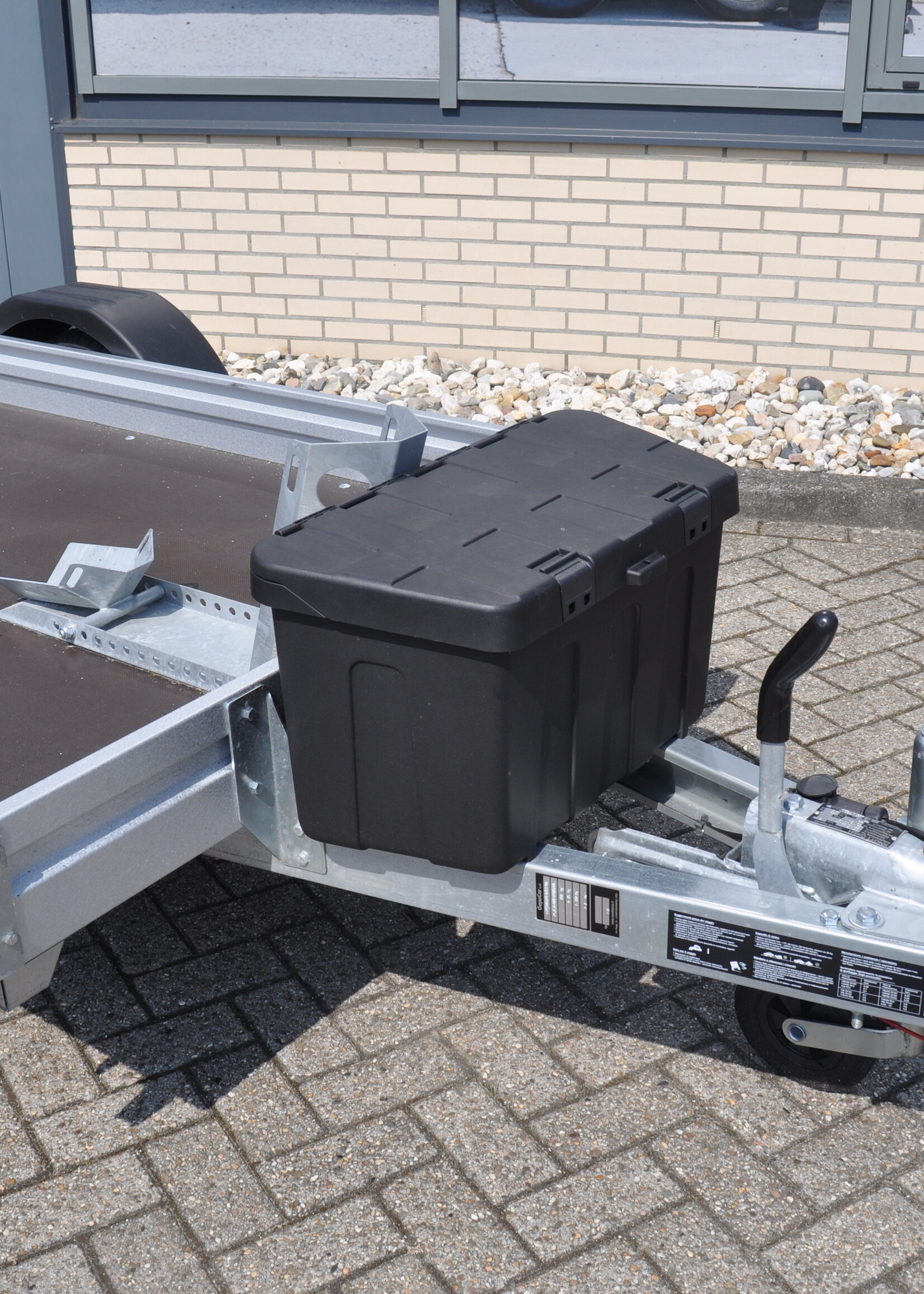 Novatecno Motortrailer Occasion - 244x133cm - 750 kg - geremd - incl. laadklep & disselkist