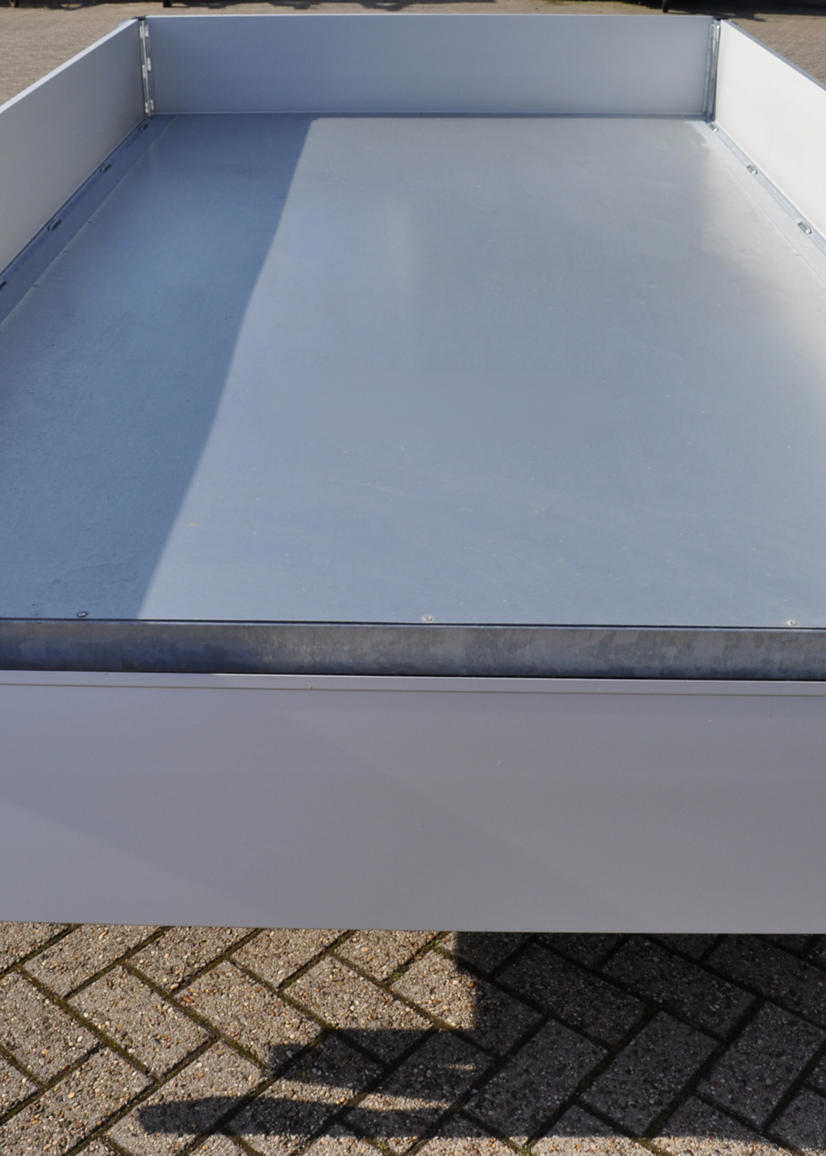 Eduard Verzinkt stalen vloerplaat aanhanger 2553x1420x1,5 mm