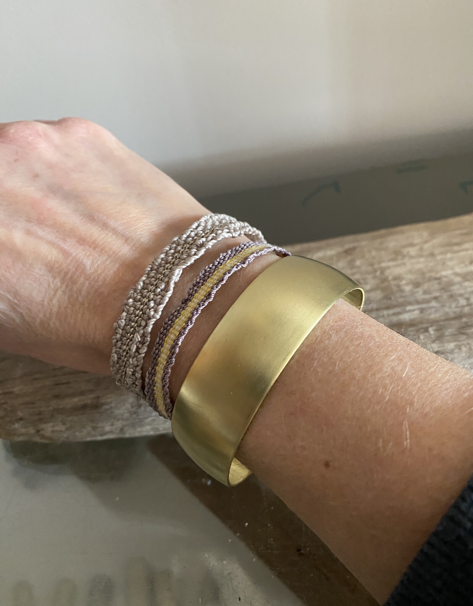 MIEQ Messing armband rond gesmeed 19 cm breed