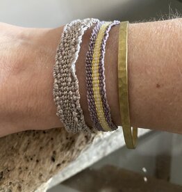 MIEQ Smalle gehamerde messing armband