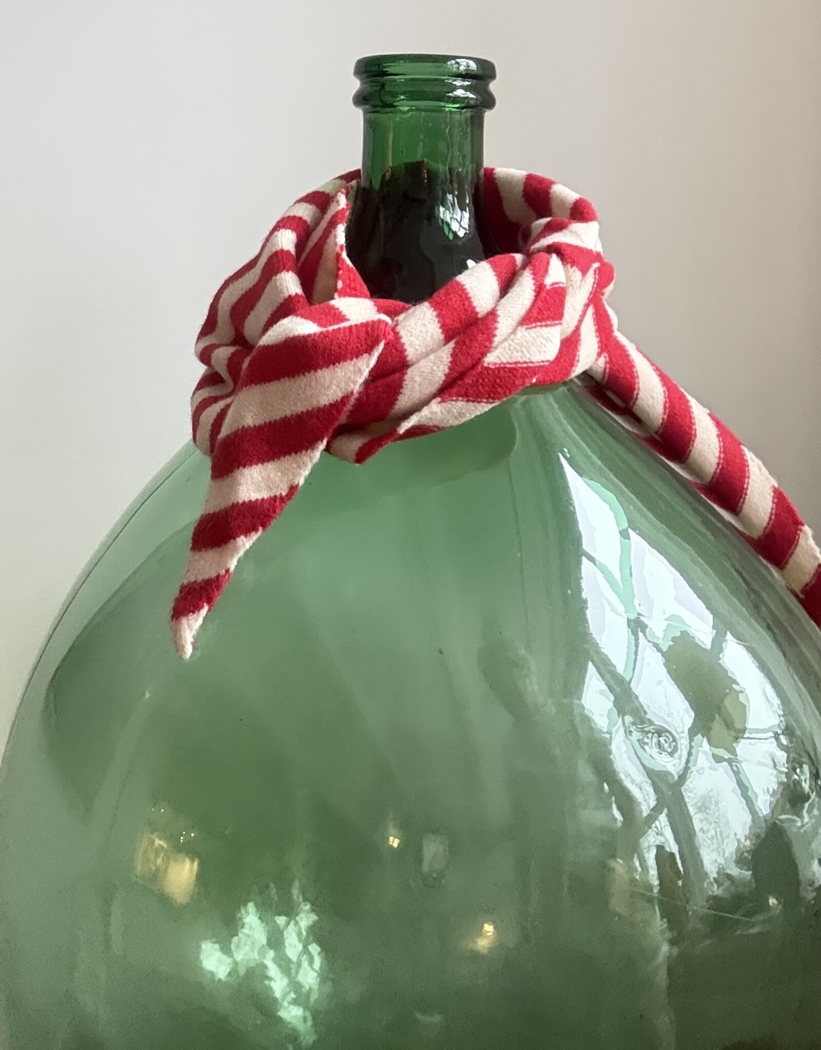 MIEQ Triangel sjaaltje MIEQ rood/wit gestreept