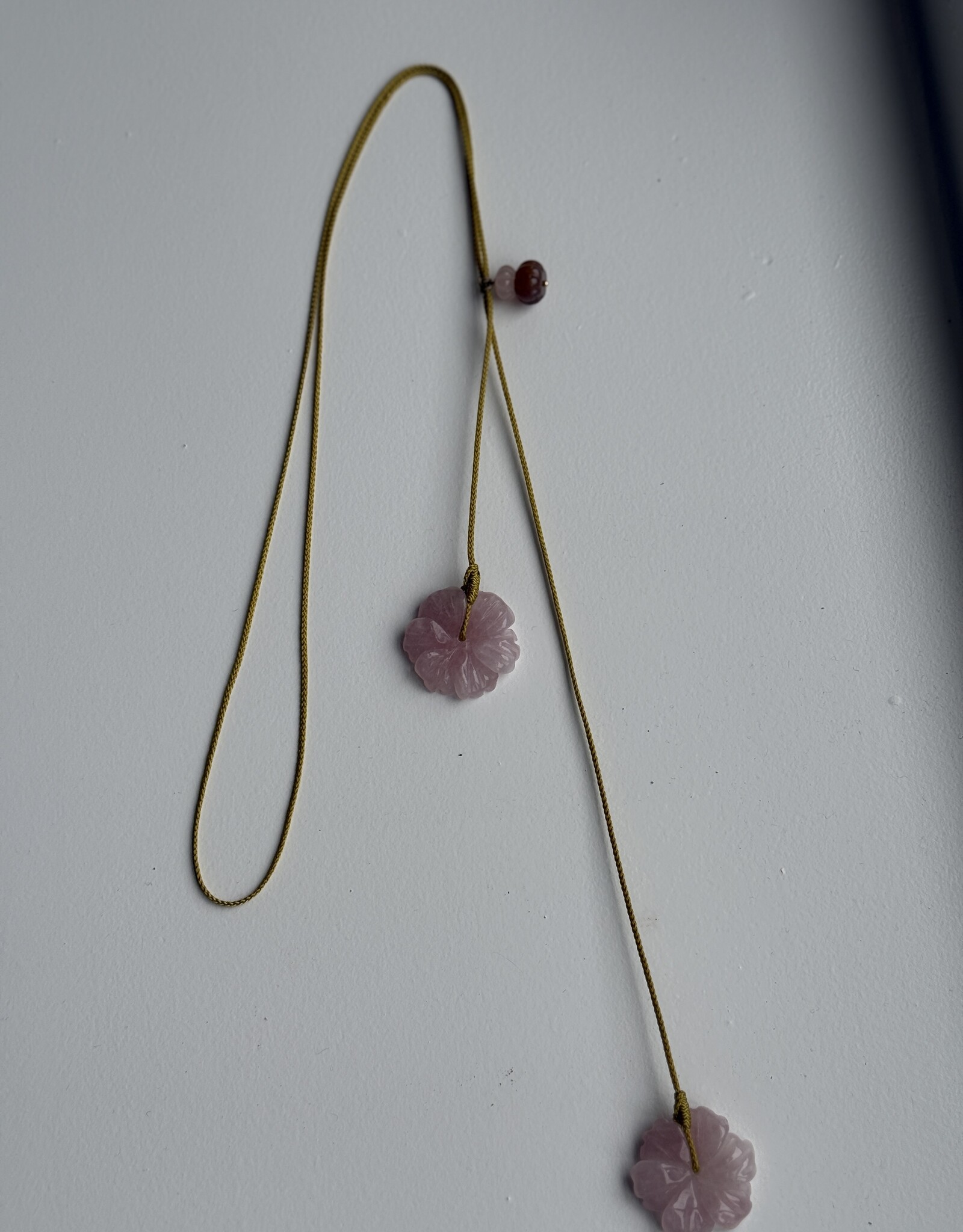 MIEQ Ketting met prachtige bloem rozenkwarts