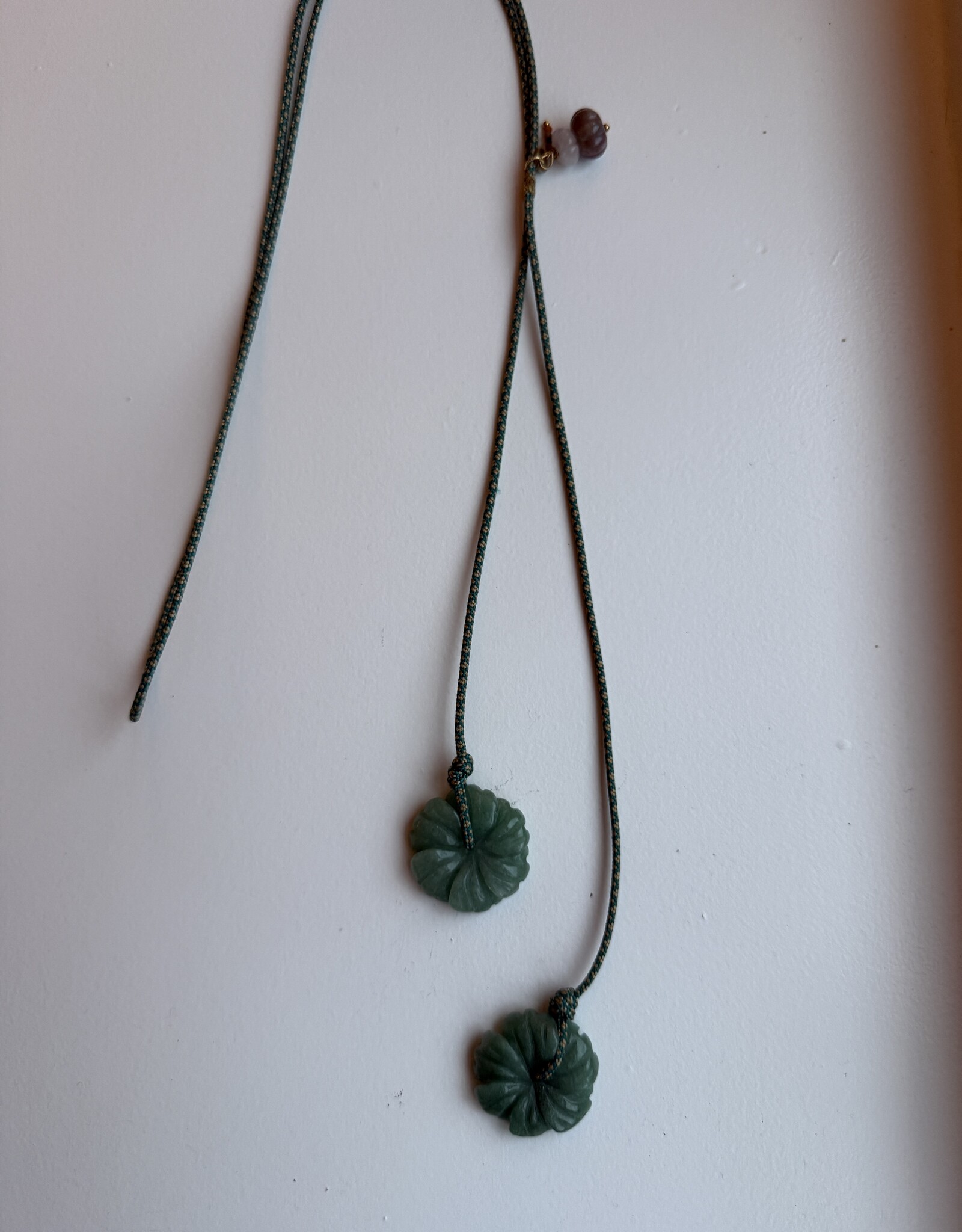 MIEQ Ketting met prachtige bloem van groene steen