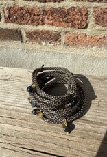 MIEQ Met blauwe parel