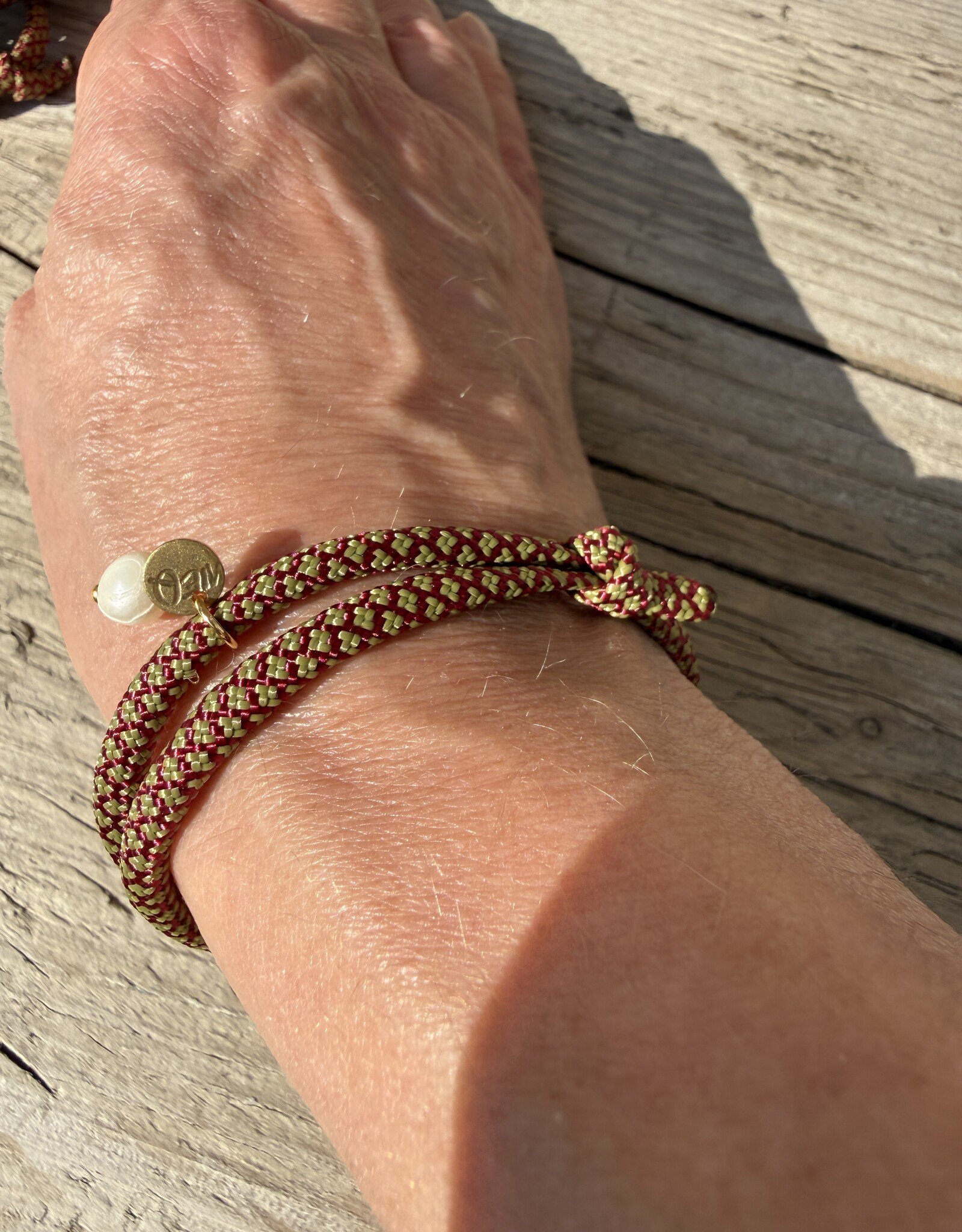 MIEQ Met witte parel