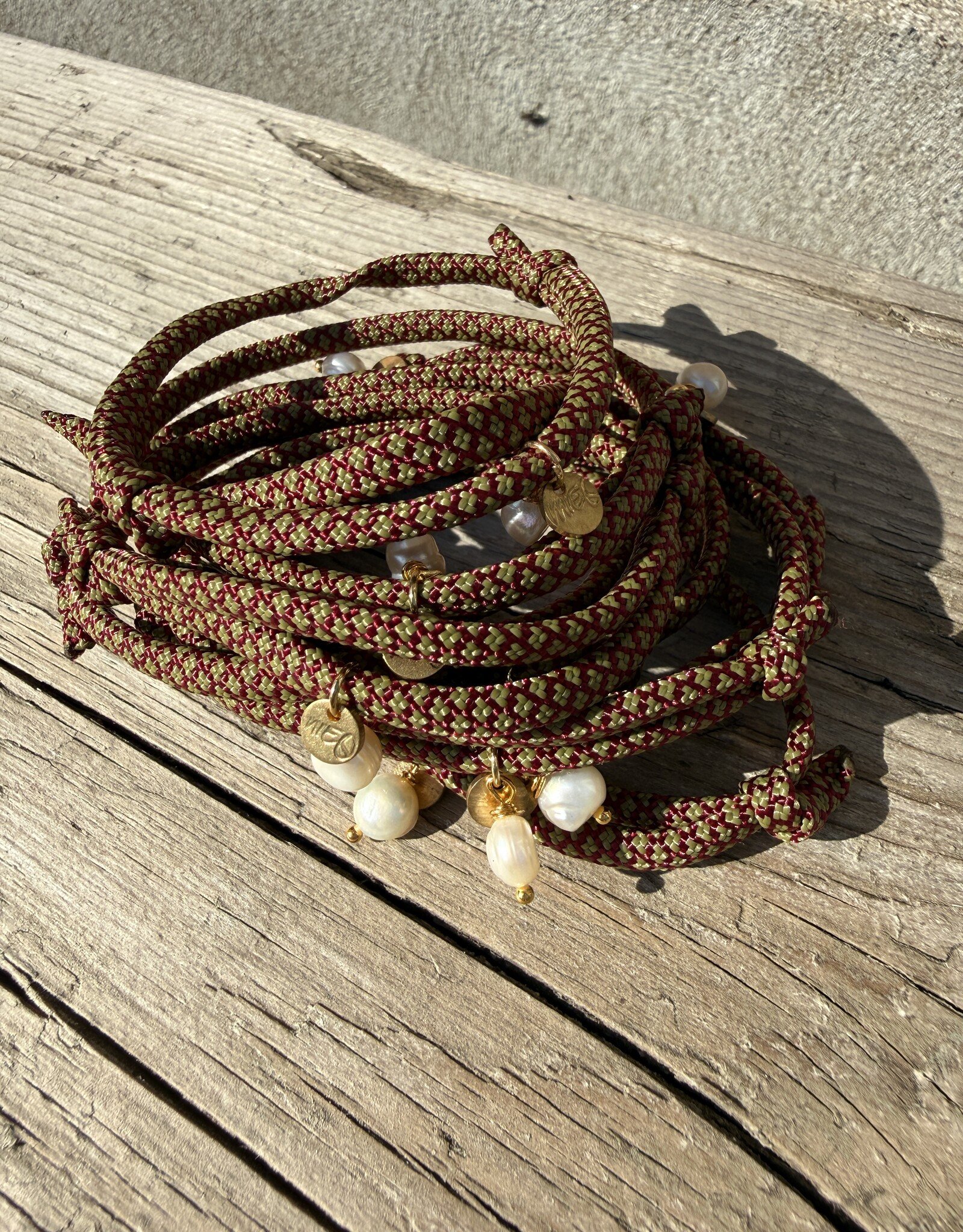 MIEQ Met witte parel