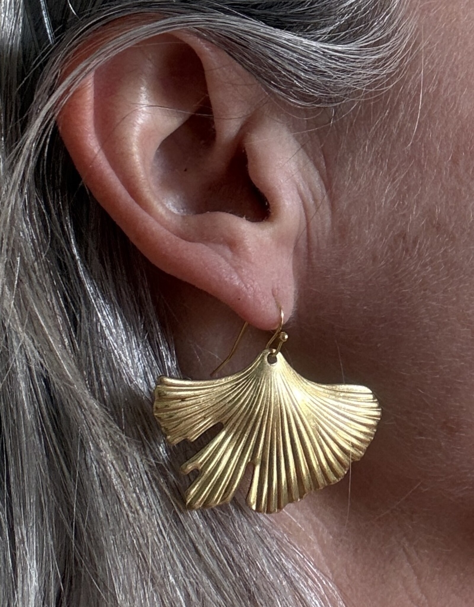 MIEQ Oorbellen vlinder met parel