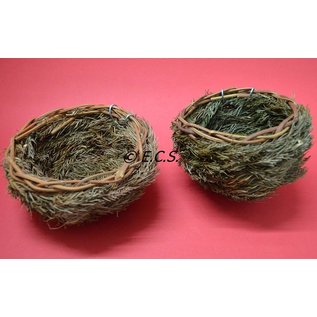 Pine Nest With Hook 12cm