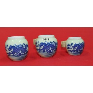 Set van 3 porceleinen hangbakjes