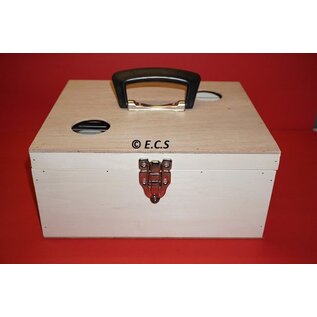 Ecs transport box with flap and handle.