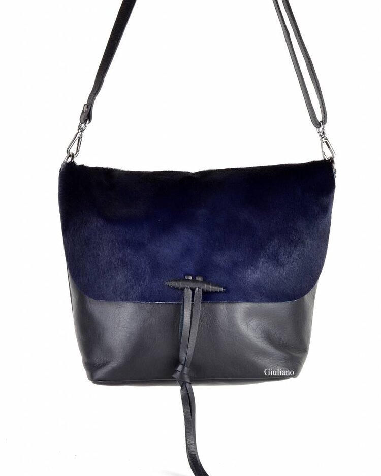 Leather shoulderbag | Cowhide | Plain