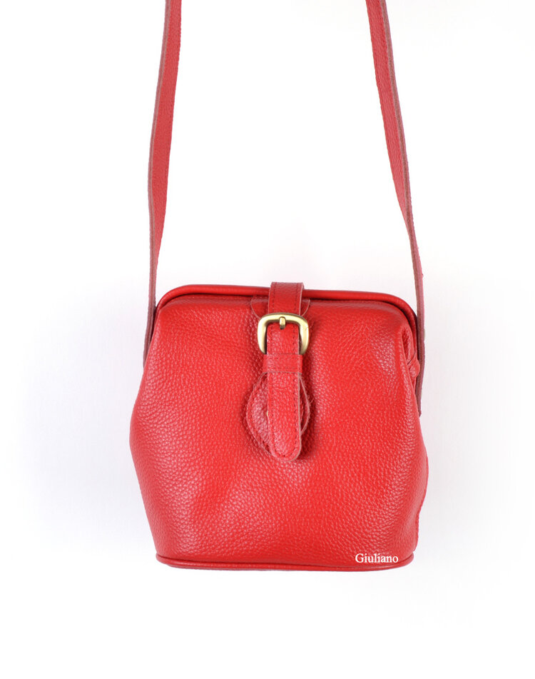 Leather shoulderbag  |  Buckle