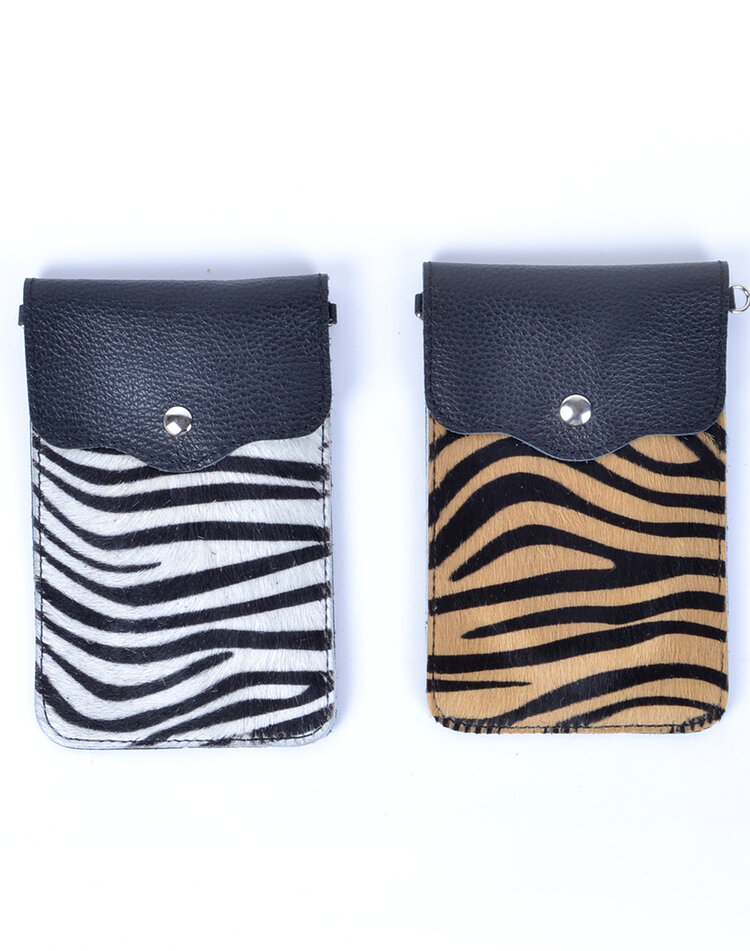 Leren  schoudertasje met vacht