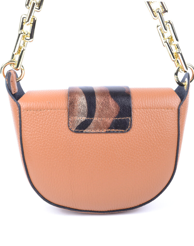 Leather shoulderbag