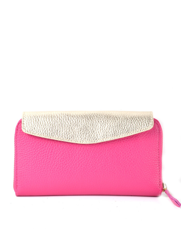 Leather wallet  | 5590692