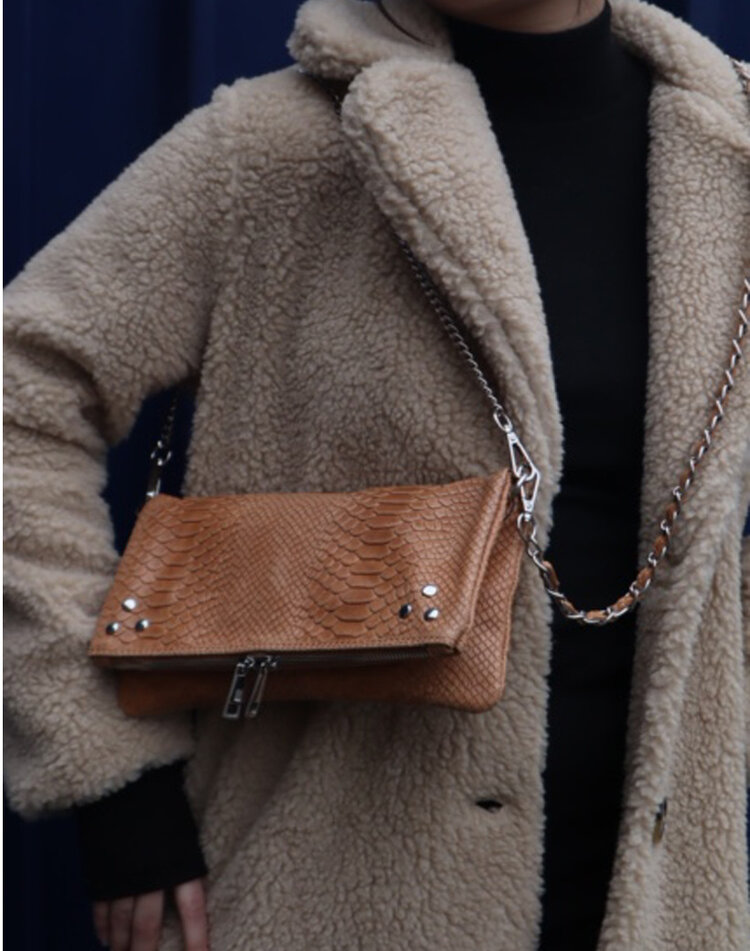 Leder-Schultertasche Nieten Kroko | 552649