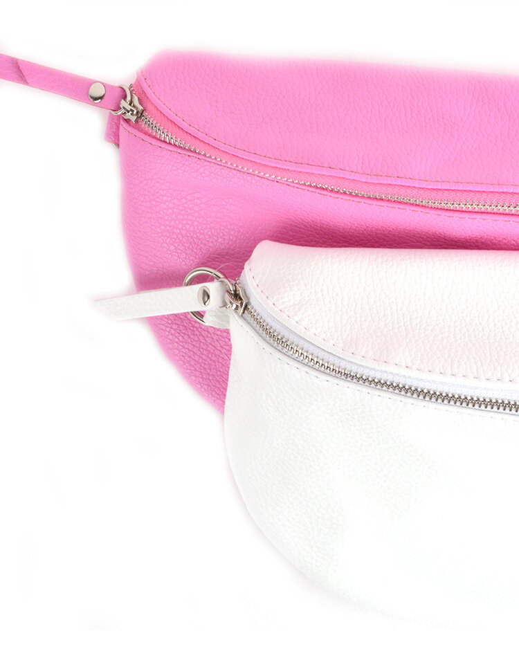 Leather shoulderbag  - 552840