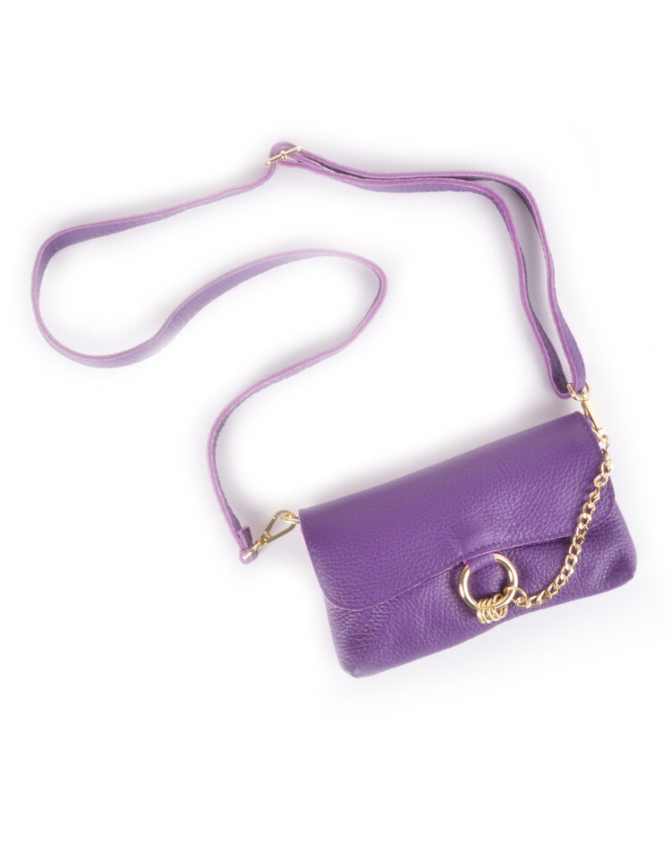 Lederen schoudertas met ring en ketting | 552832