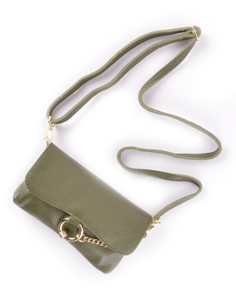 Lederen schoudertas met ring en ketting | 552832