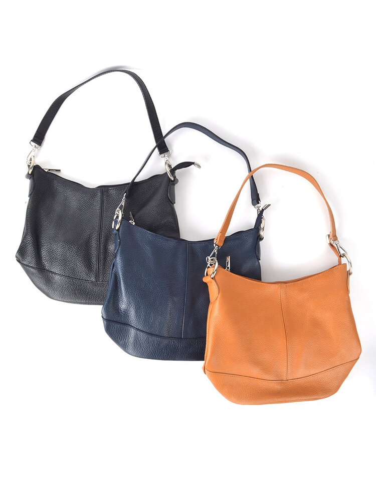 Leather shoulderbag | 552410