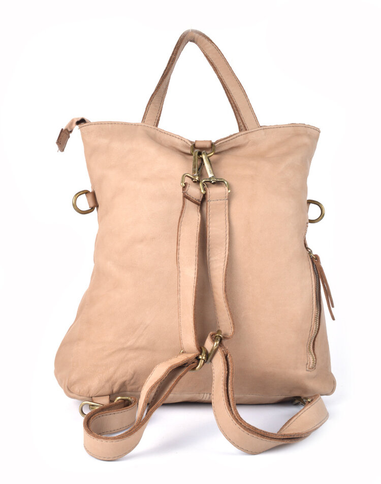 Giuliano Leather  Washed Leather shoulderbag/bagpack | 552199