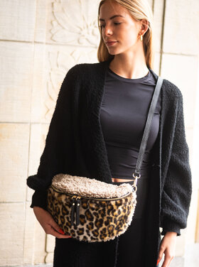 Giuliano Leather  Faux fur waist bag| Panther| Teddy | 552322