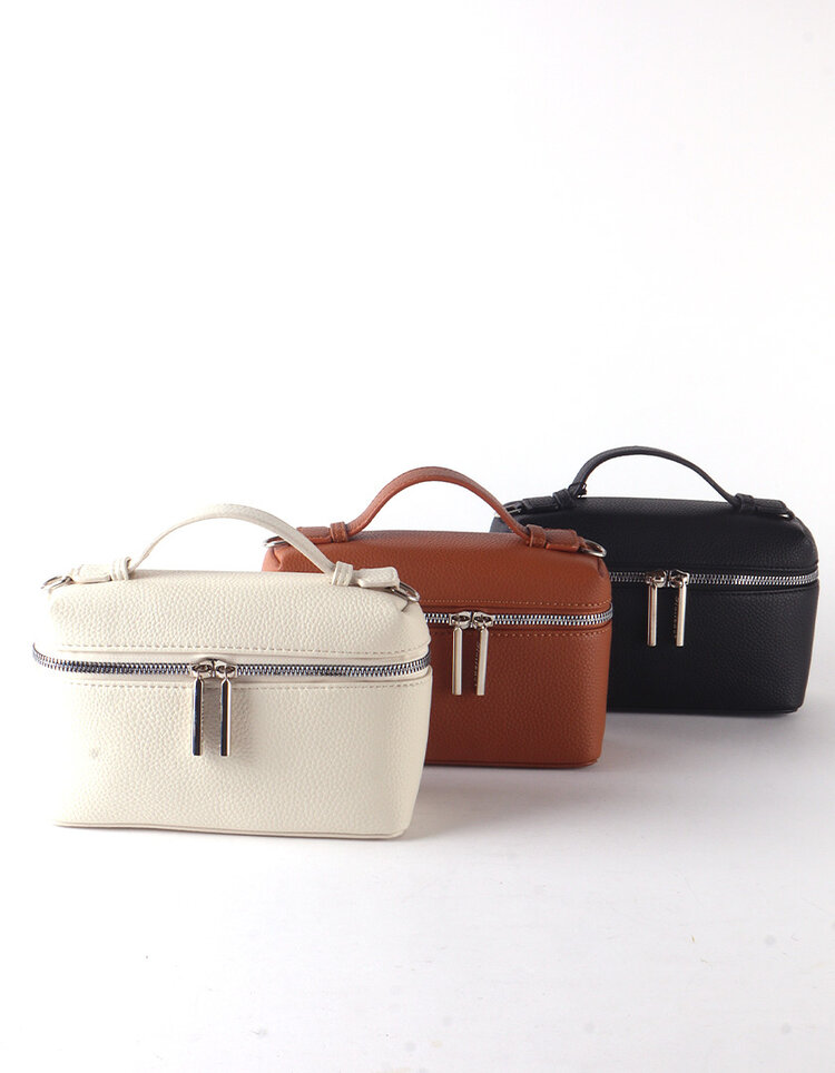 Giuliano Artificial Leather handbag | 80147