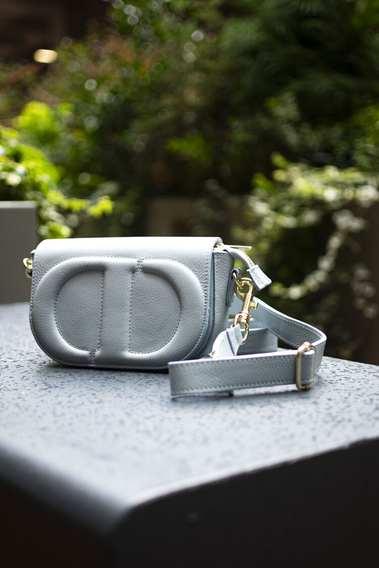 Leather shoulderbag | 552202