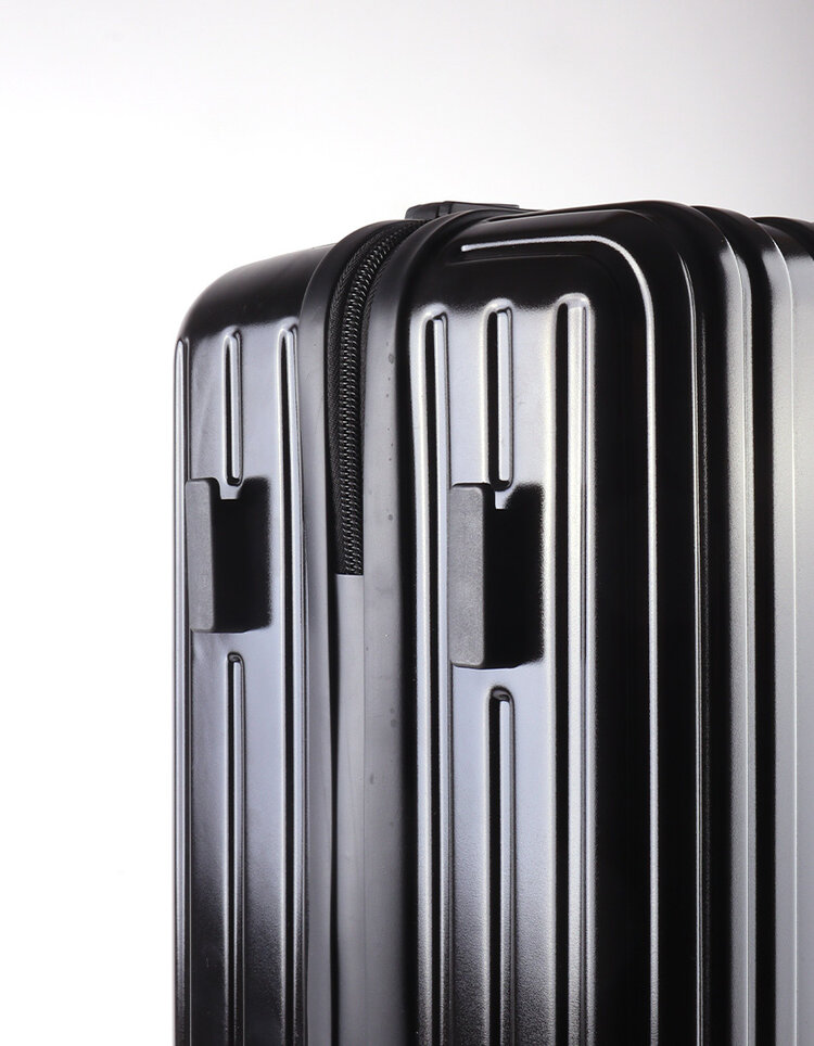 Giuliano Cabin Size Suitcase |  Giuliano