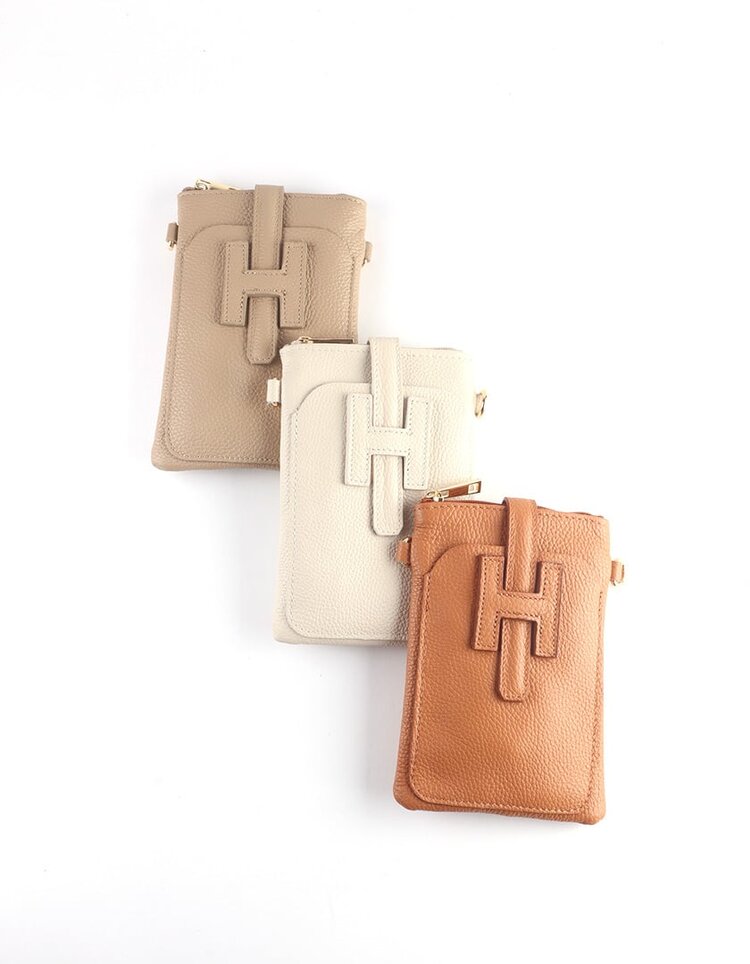 Giuliano Leather  Leather Shoulderbag | 552385