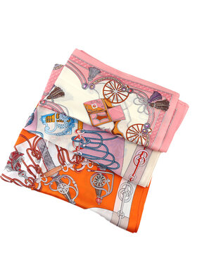 Giuliano Scarf  |  700345 | Paris