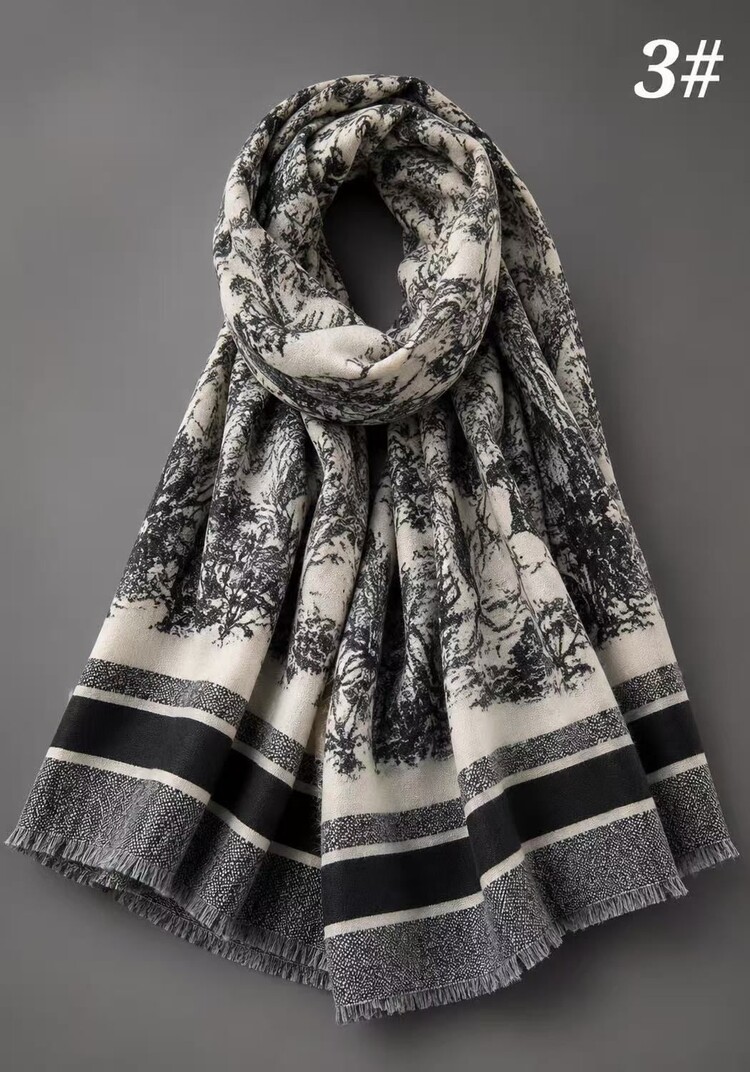 Giuliano Scarf | 700353  FW25