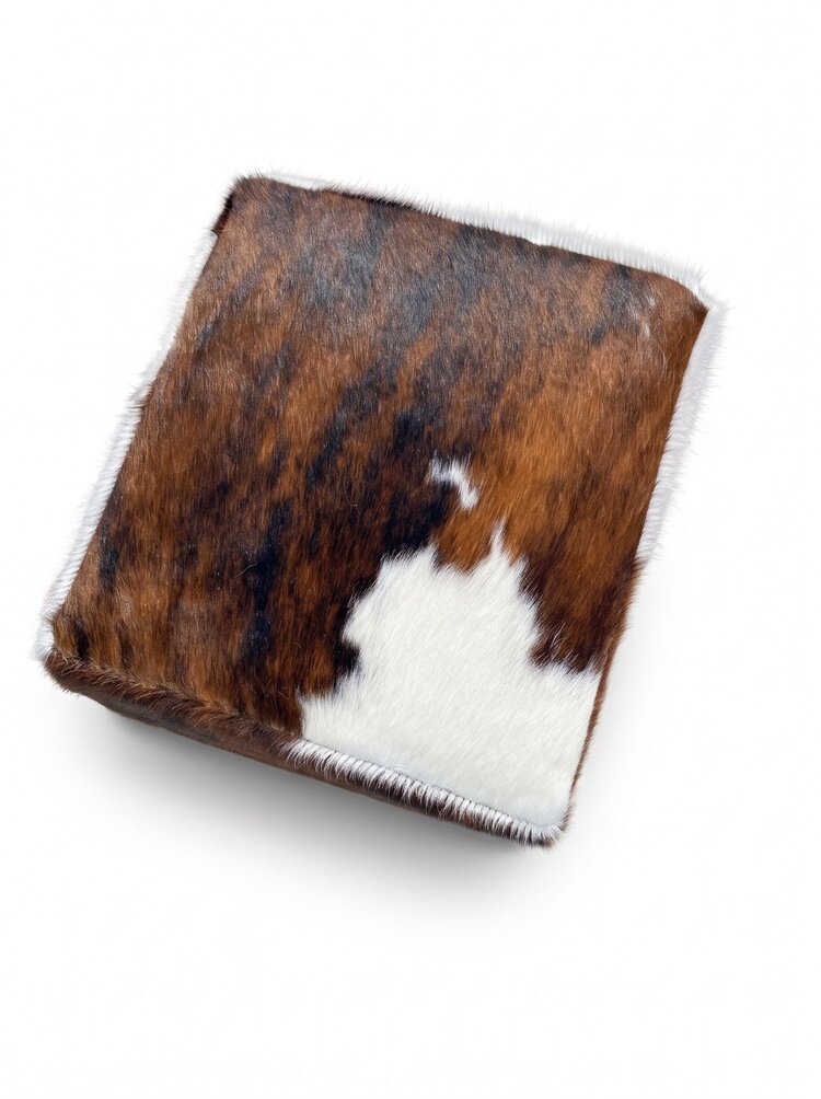 Cowhide pouf | 559156