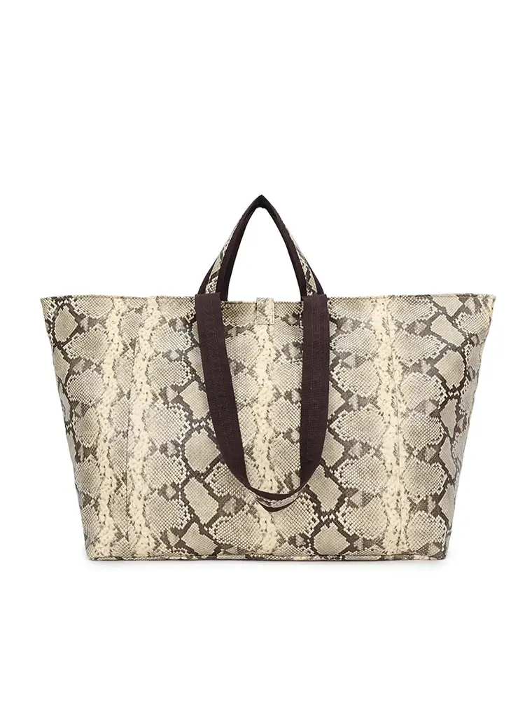 Faux leather handbag with inner pocket | 880501