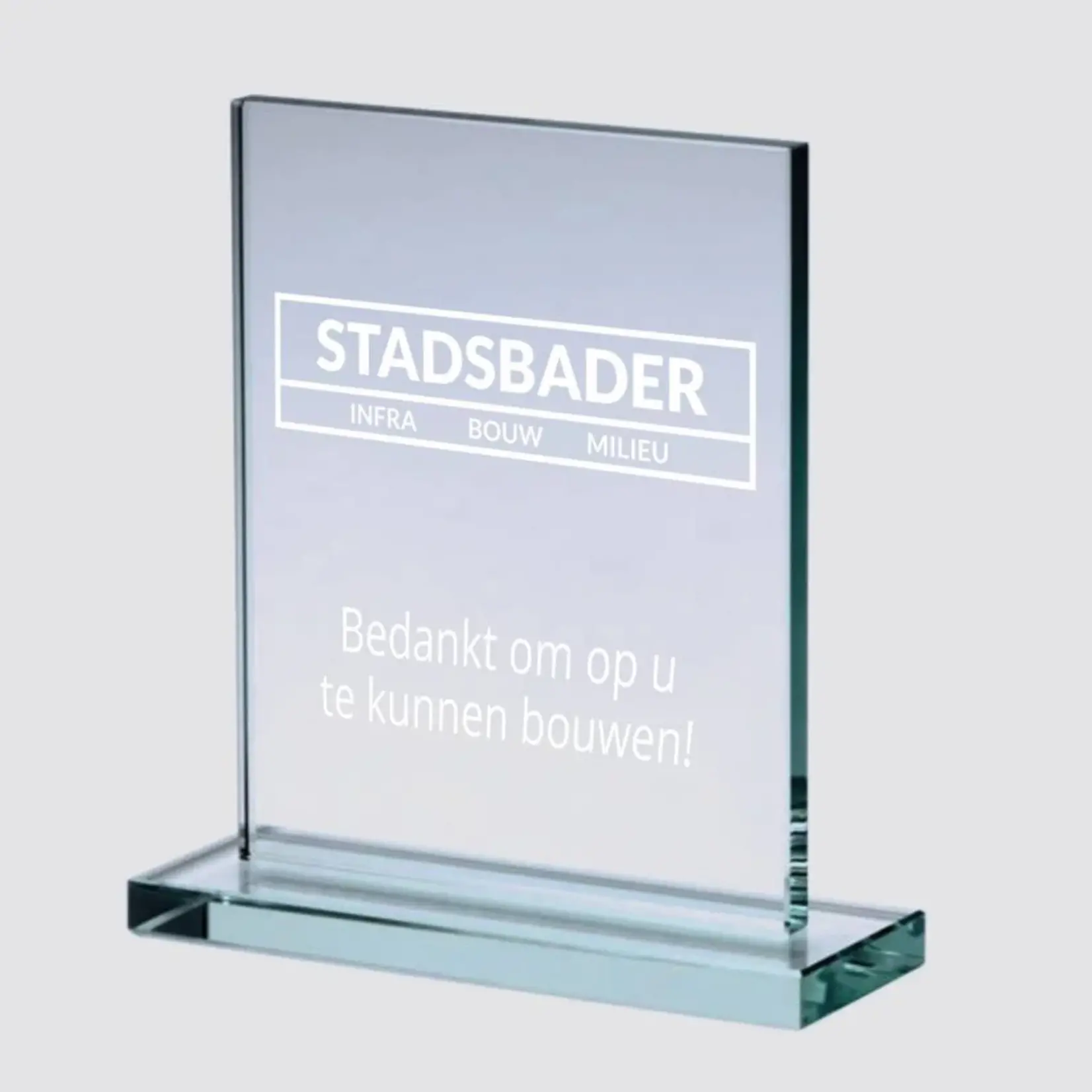 Glazen award met gravering