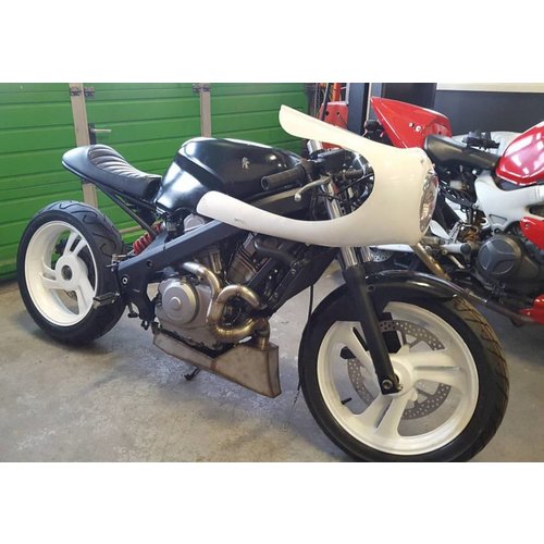 Cafe Racer Verkleidung Type 2 aus GFK gefertigt